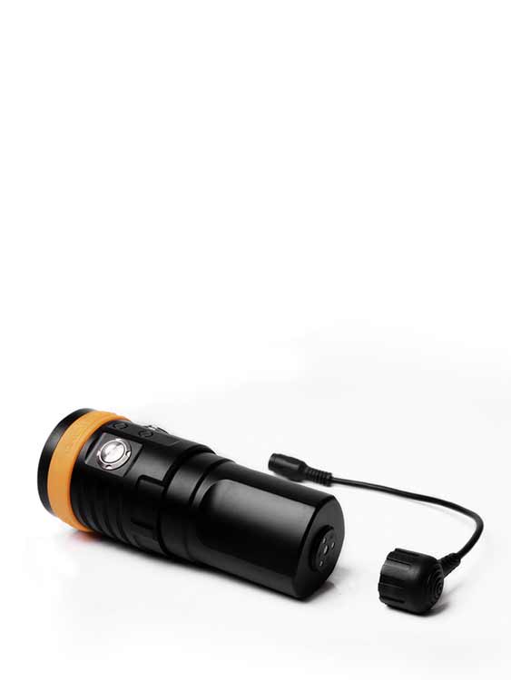 Orcatorch D900V Video Light Charging