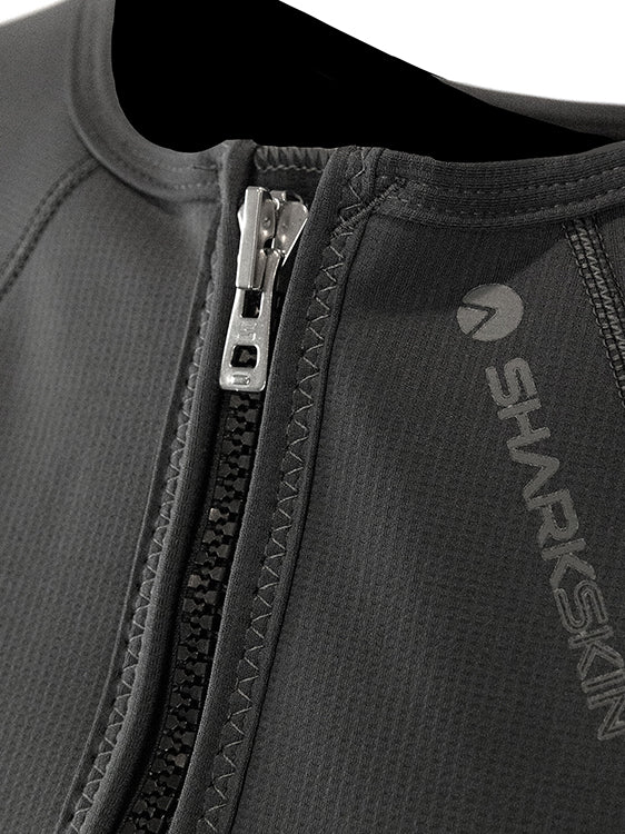 Sharkskin Chillproof T2 Titanium Vest Front Zip Womens Detail