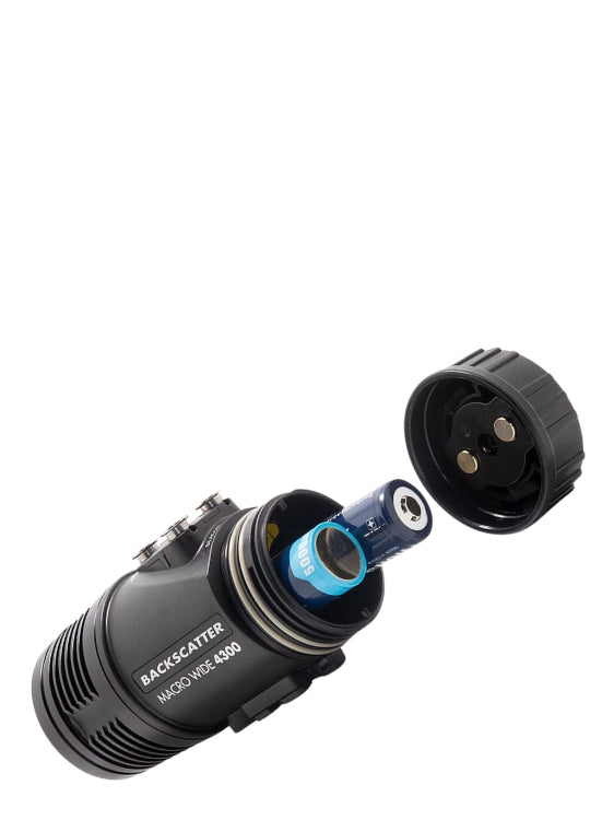 Backscatter Macro Wide 4300 Interchangeable batteries