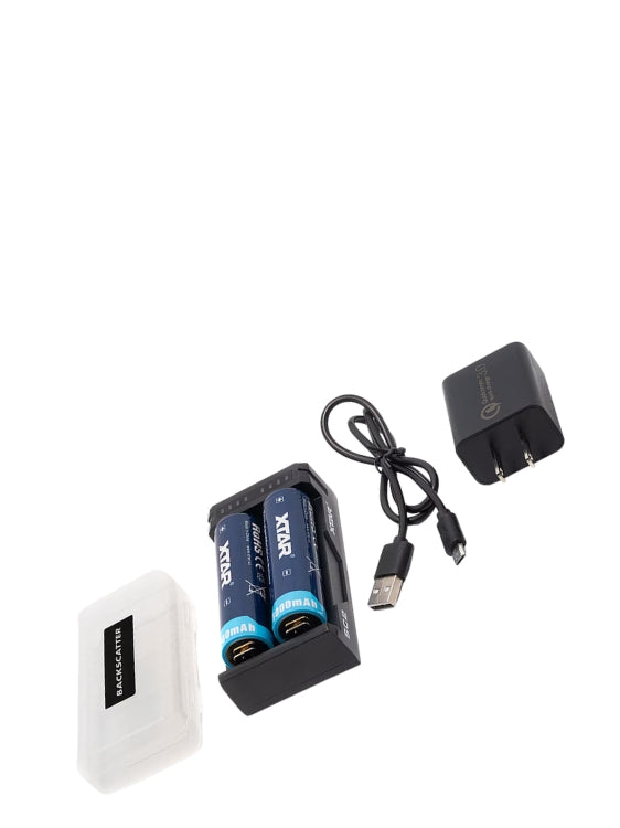 Backscatter Macro Wide 4300 Video Light (MW-4300) Batteries and Chargers