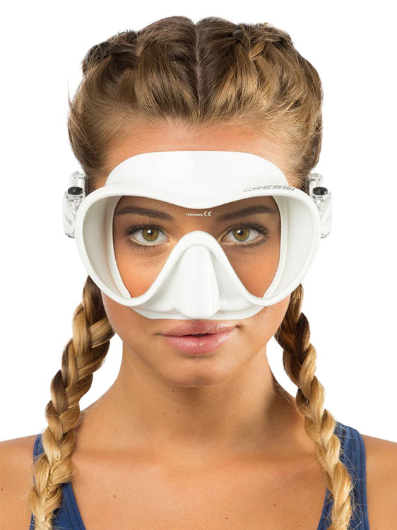 Cressi F1 Mask White on face