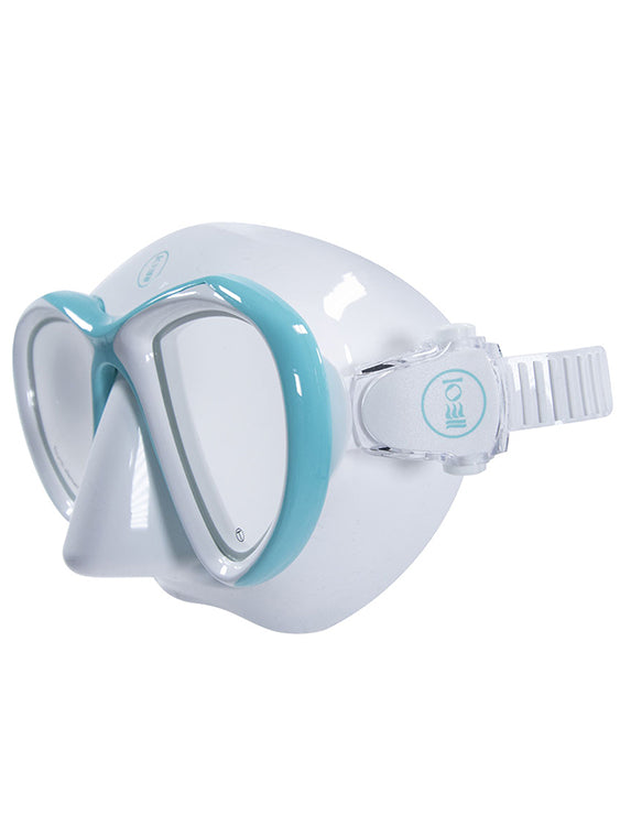 Fourth Element Aquanaut Mask White Clarity Side