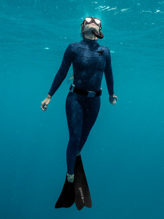 Fourth Element Surface 4/3mm Wetsuit Womens Lifestyle 